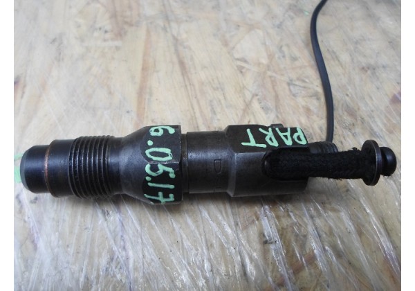 форсунка Peugeot 206, 306, Partner, Citroen Berlingo, Xsara 1.9 d, DW8, LDCR 02501AA1
